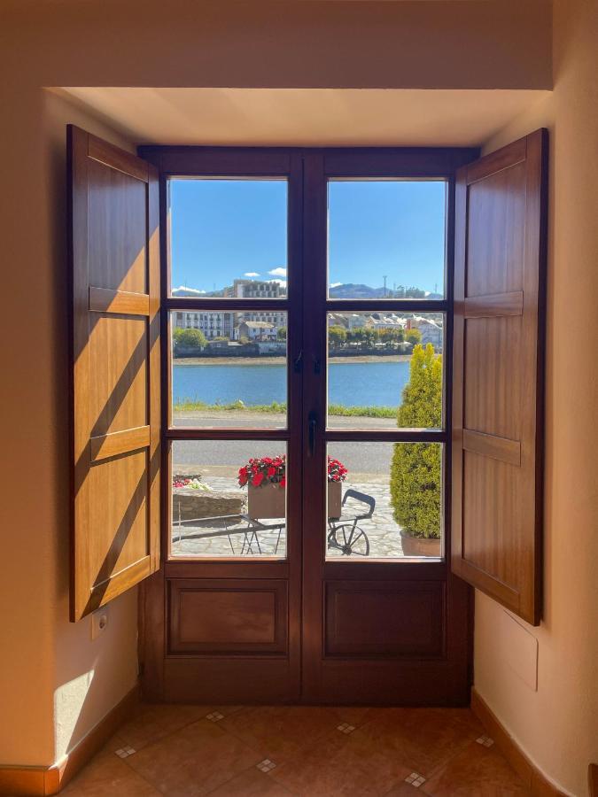 Affittacamere Casa Ria De Navia Esterno foto
