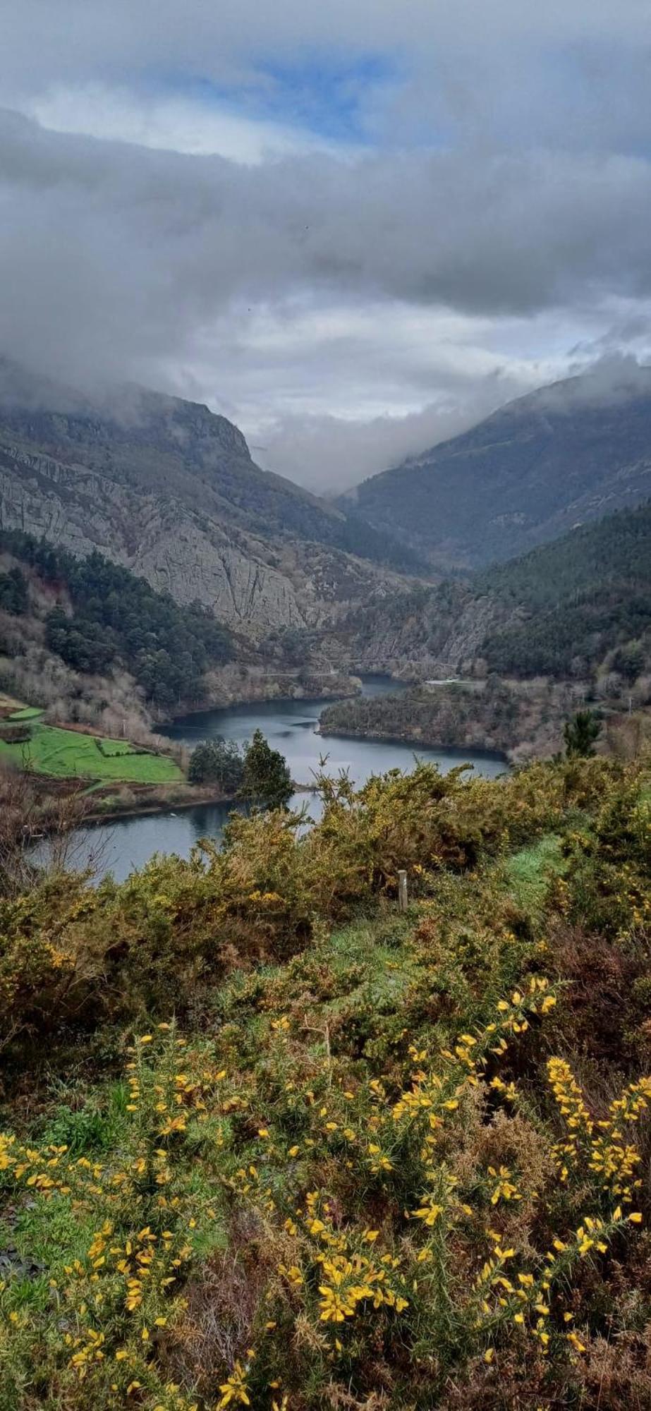 Affittacamere Casa Ria De Navia Esterno foto